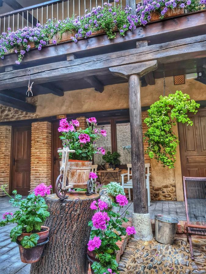 Albergue El Encanto Villares de Orbigo Extérieur photo
