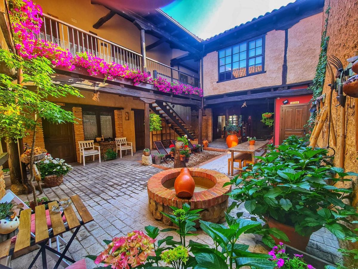 Albergue El Encanto Villares de Orbigo Extérieur photo