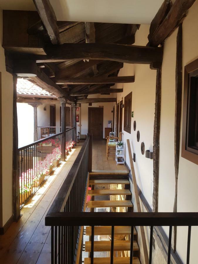Albergue El Encanto Villares de Orbigo Extérieur photo